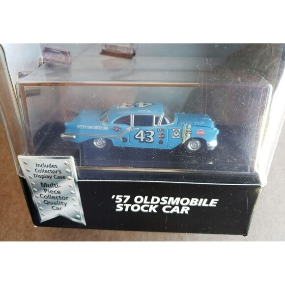 1999 Hot Wheels Cool Collectibles 1957 OLDSMOBILE STOCK CAR Blue Limited Edition - Picture 12 of 12